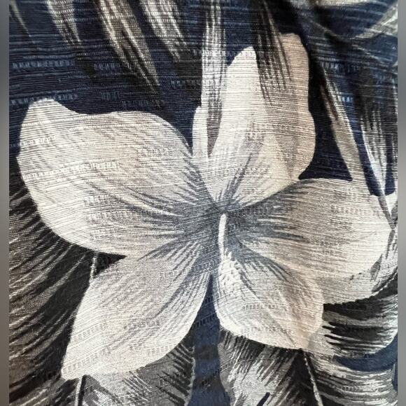 Caribbean Joe Men’s Shirt Blue Floral Silk Pockets Button Up Short Sleeve M - Picture 5 of 8